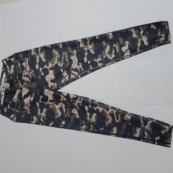 UF Sport Workout Set: Matching Gym Top, Short and legging - Picture 4 of 10